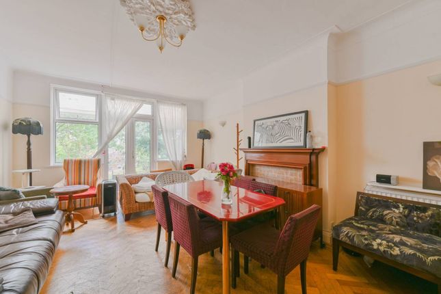 Broadlands Avenue, Streatham Hill photo 2