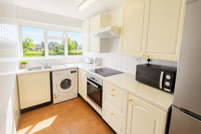 Flat 3, London photo 3