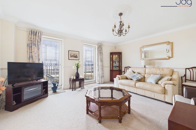 Flat 27, Empress Court, Morecambe photo 4