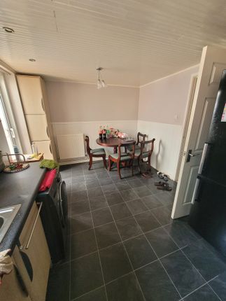 End terrace house to rent in Stanbrook Street, Manchester