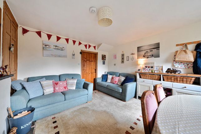 11, Coldharbour, Cullompton photo 2