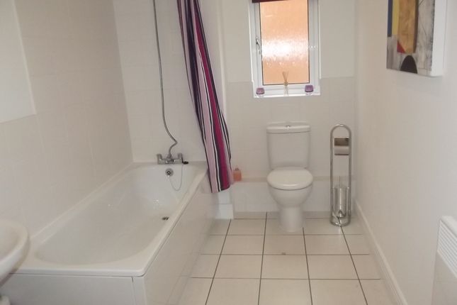 27, Canterbury photo 4