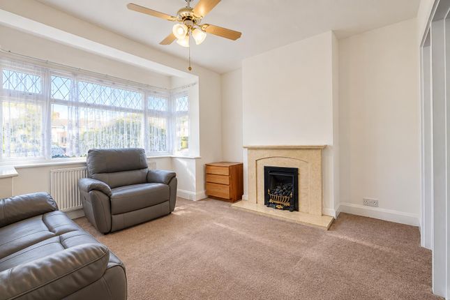 19, Whitton Waye, Whitton photo 2