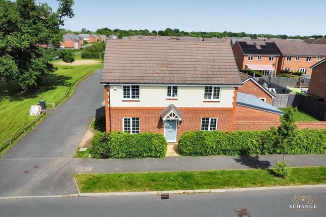 Thumbnail Detached house for sale in Beautiful Home On Lower Farm Way, Nuneaton