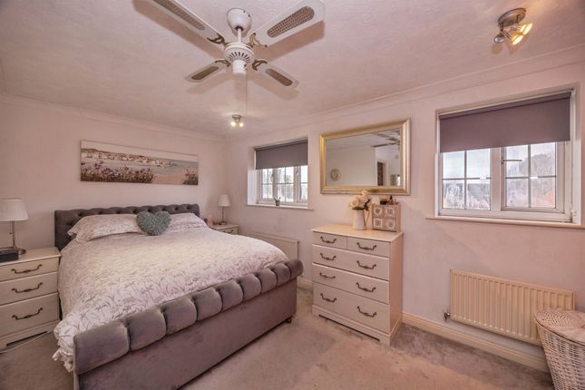5, Buckby Lane, Portsmouth photo 3