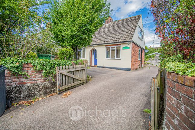 Thumbnail Detached house for sale in Braintree Road, Felsted, Dunmow