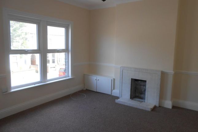 George St 1st Floor, Peterborough photo 2