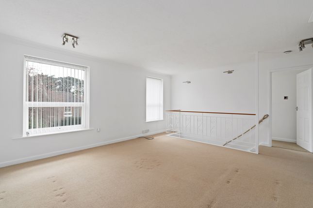 14, Havelock Road, Warsash photo 3