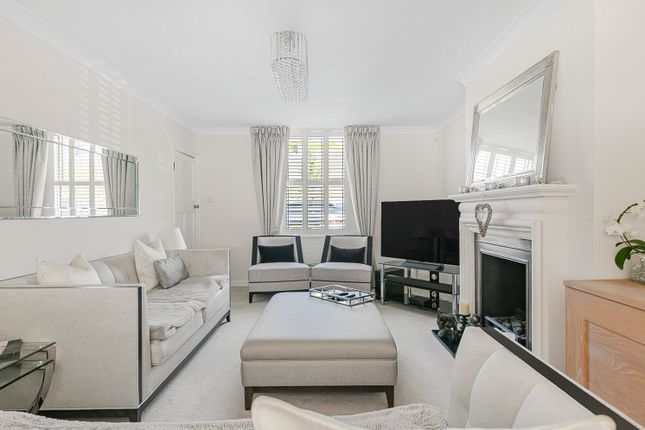 9, Russellcroft Road, Hertfordshire photo 5