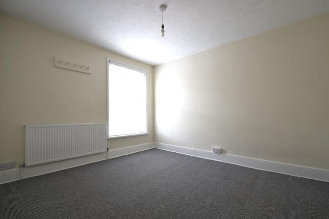 228, Arctic Road, Cowes photo 5