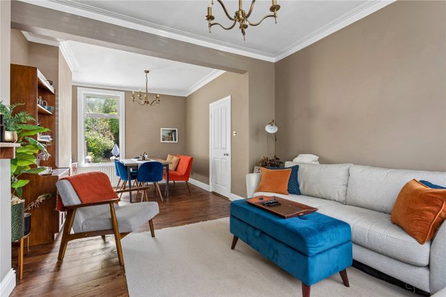 33, Courtney Road, London photo 4