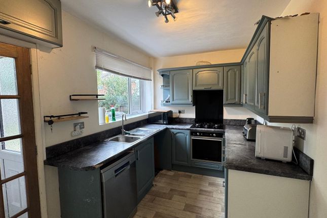3, Birkinstyle Avenue, Alfreton photo 4
