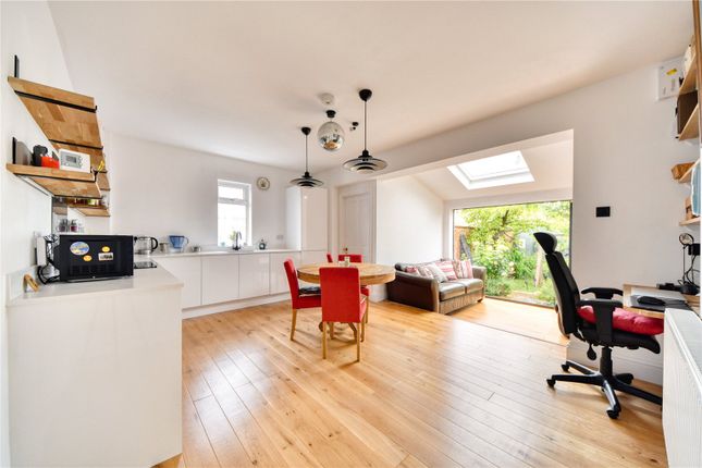 56, Purley Road, Glos photo 4