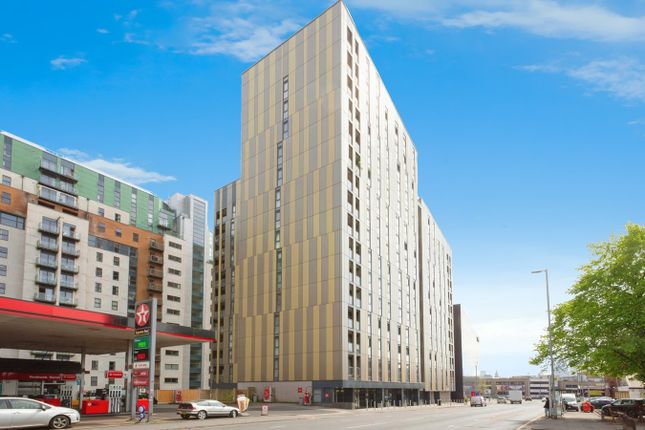 Flat for sale in Cheetham Hill Road, Manchester