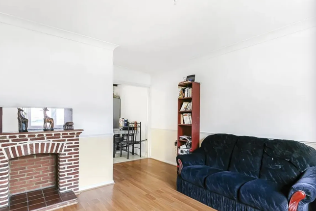 26, Moorlands Avenue, London photo 3