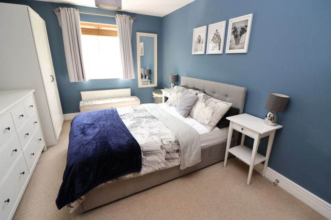 Flat for sale in The Rushes Wapshott Road, Staines-Upon-Thames, Surrey