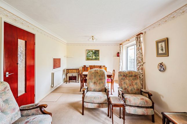125, Blakes Way, Eastbourne photo 3