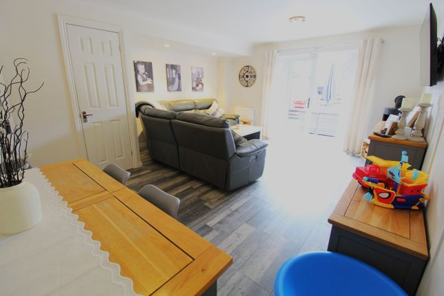 12, Starling Close, Sandy photo 4