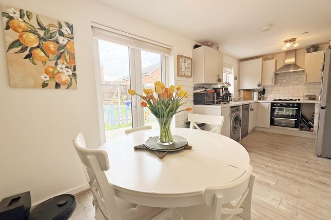 9, Clos Y Cornicyll, Llanharan photo 4