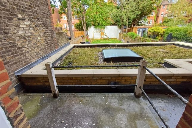 Flat 2, 134, Fellows Road, London photo 4