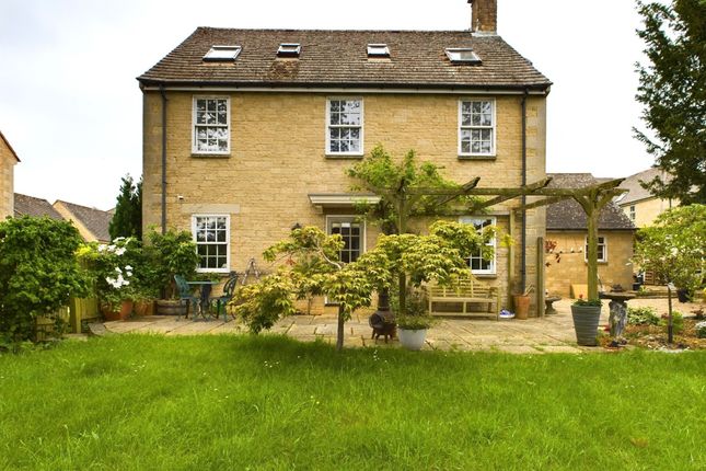 Thumbnail Detached house for sale in Willis Court, Shipton-Under-Wychwood, Chipping Norton