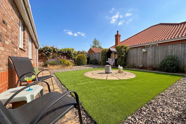 27, Vicarage Lane, Helpringham photo 4