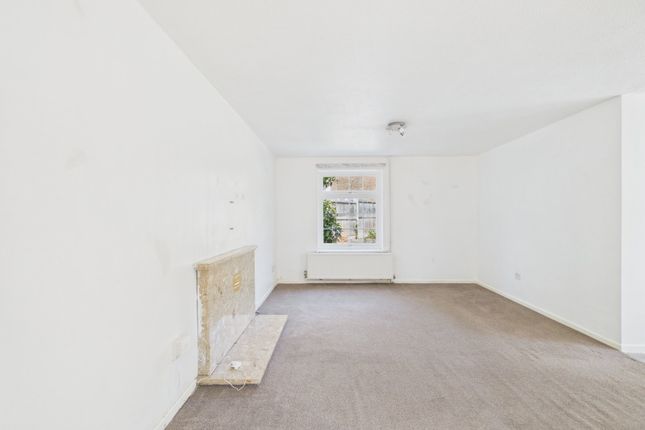 4, Leyfield, Bishop's Stortford photo 3