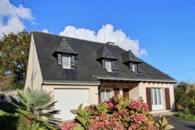 Thumbnail Detached house for sale in Mûr-De-Bretagne, Bretagne, 22530, France