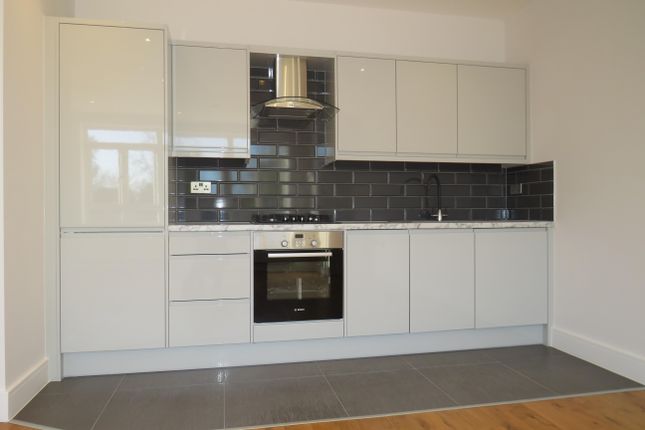 1 Bedroom Flats To Let In Walsh Road Bramley Tadley Rg26