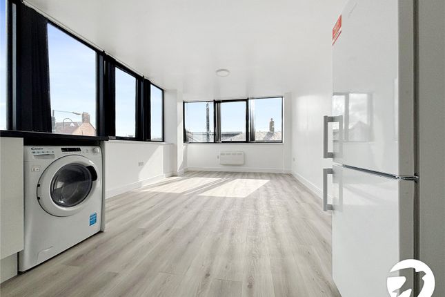 Flat 4, 1, Archery Road, London photo 3