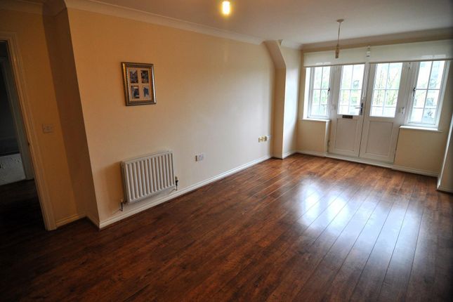 Flat to rent in Evolution, 839-847 St. Albans Road, Watford