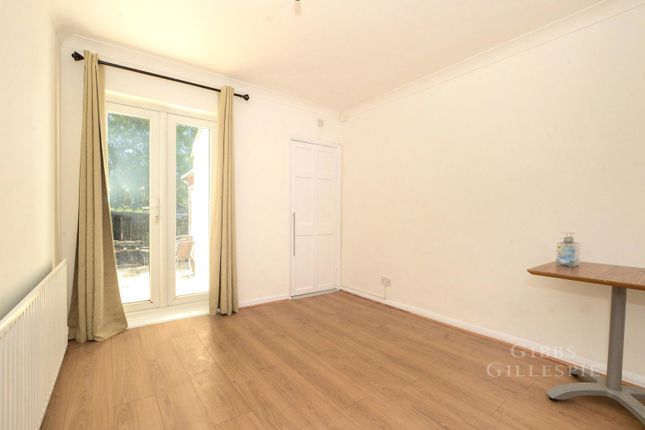 41, Whitby Road, Harrow photo 3