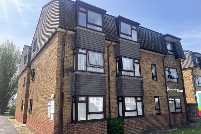 Thumbnail Flat to rent in Penhill Road, Ryecroft Court