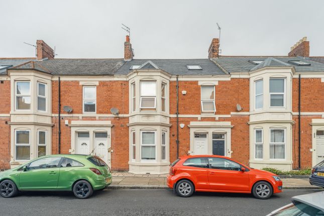 Holmwood Grove, Newcastle Upon Tyne photo 2