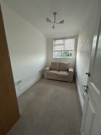 300, Hurstwood Court, Woodhouse Road, North Finchley photo 4