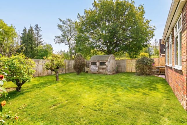 12, Riverside Close, Liss photo 2