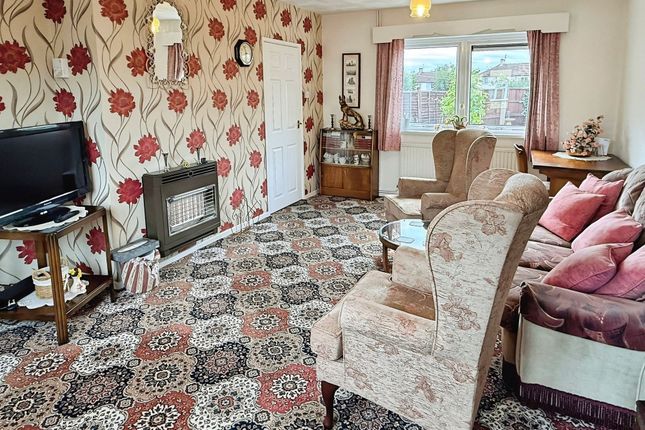 2 Brindley Rise, Leicester photo 3