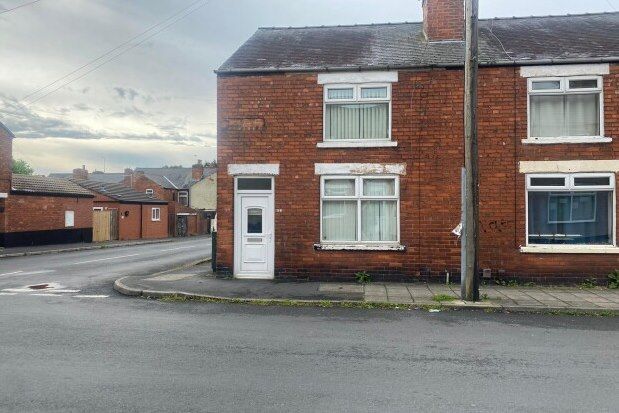 2 bed property to rent in Hall Street, Mansfield NG18