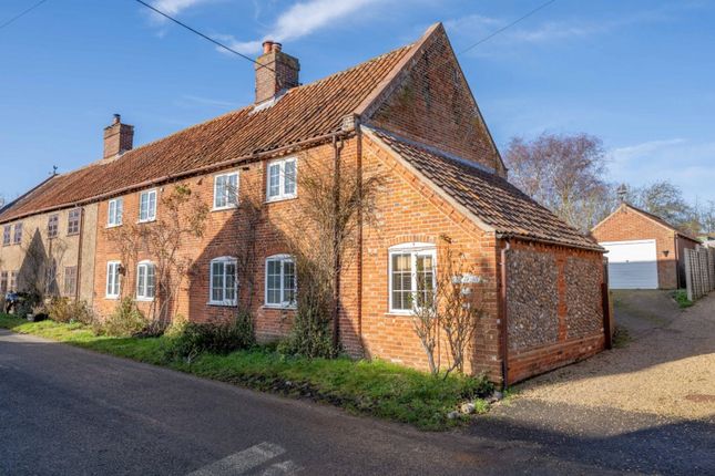 4-bed house on Flat Rose Cottage, 20-22, West Street, Fakenham, £450,000