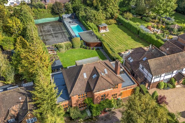 Ashridge, Newlands Avenue, Radlett photo 2