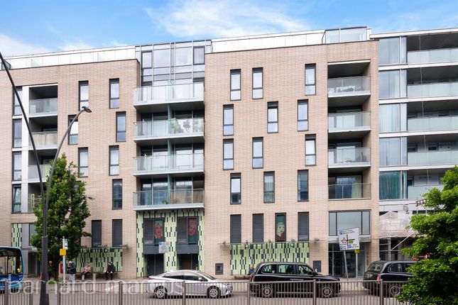 Thumbnail Penthouse for sale in Station Approach, Epsom