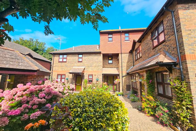 Flat for sale in Essex Mews, Essex Place, Newhaven
