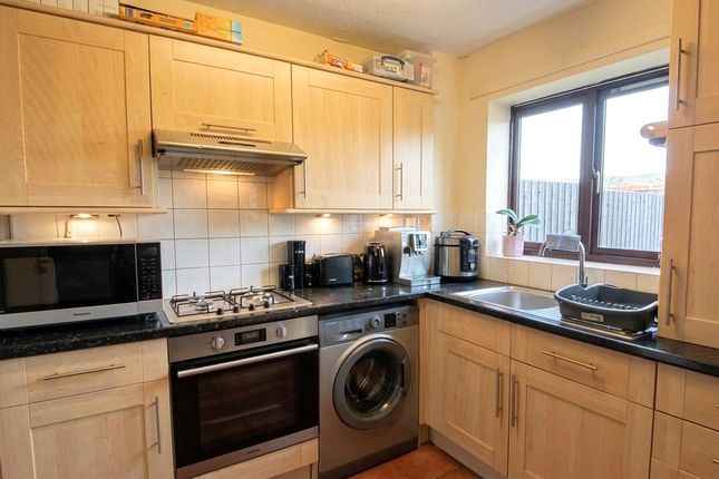 38, Townshend Close, Sidcup photo 2