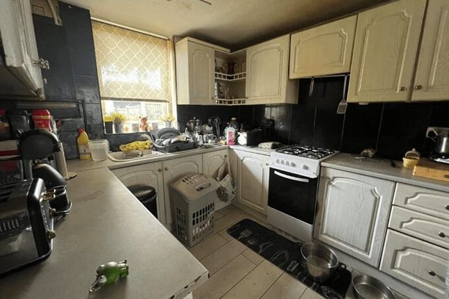 85, Stone Barn Lane Runcorn photo 3
