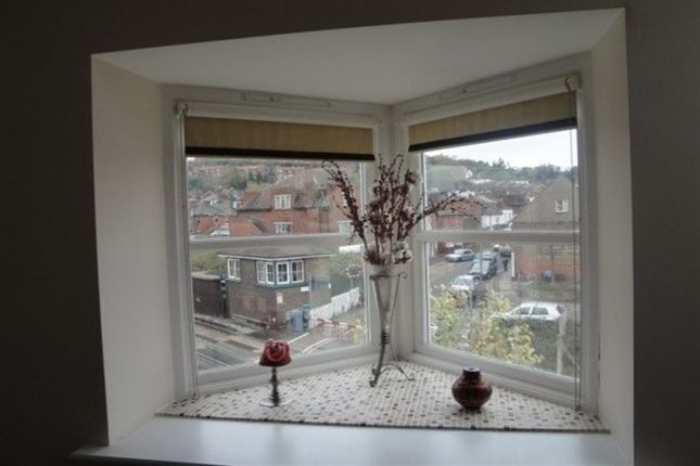 3 Sun House, 10 Farncombe Street, Godalming photo 4