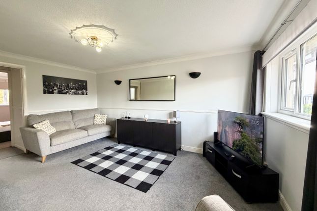 89 Braedale Avenue, Airdrie photo 3
