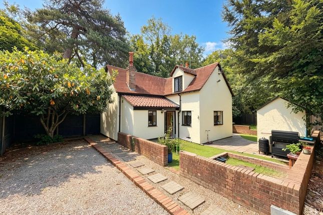 3-bed house on Apple Tree Cottage, Warley Lea Farm, Great Warley, Brentwood, £1,900/mo