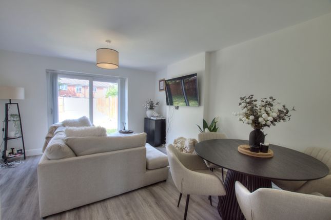 280, Crow Lane West, Newton-le-willows photo 5