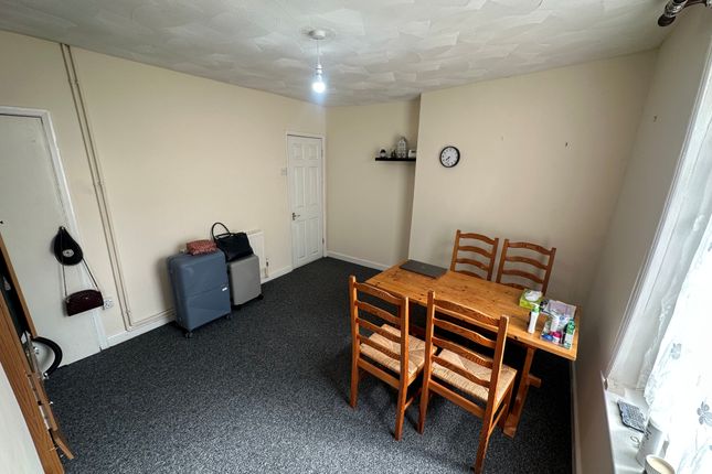 54, Cliff Hill, GREAT YARMOUTH photo 3