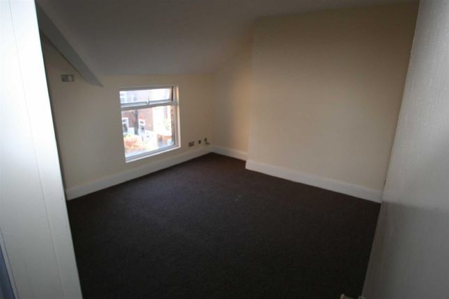 Thumbnail Flat to rent in 32 Roseneath Road, Manchester